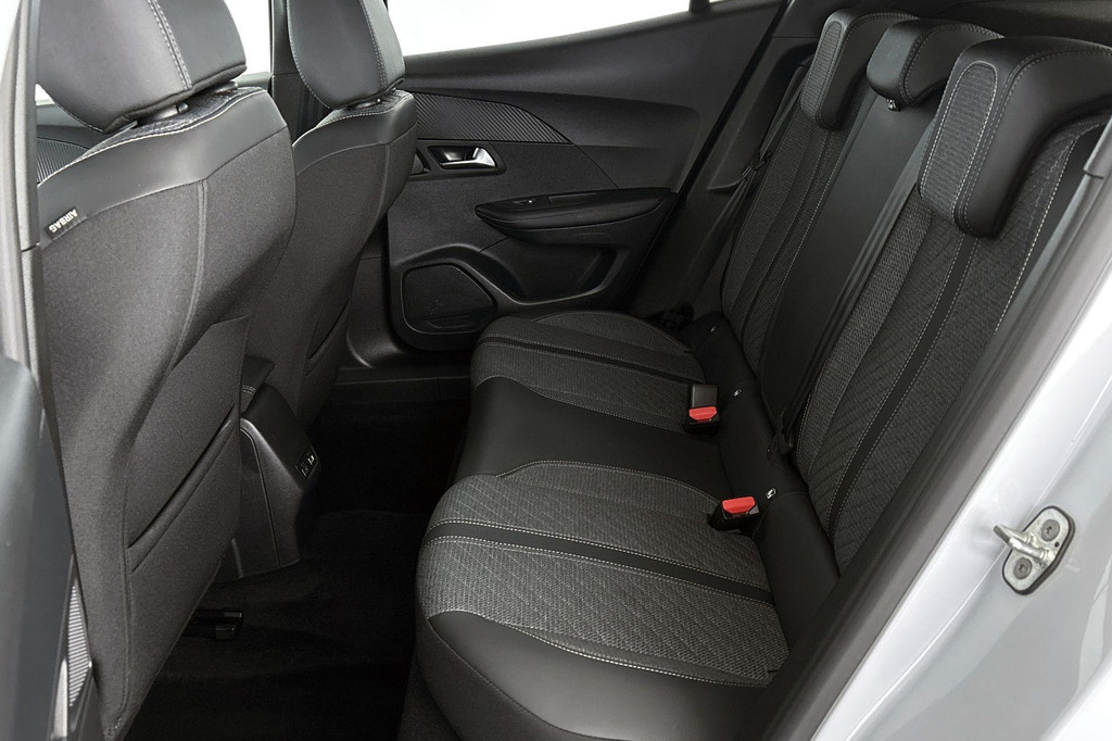 Peugeot e-2008 (HLR70V) met abonnement