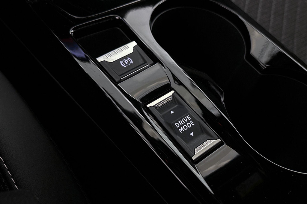 Peugeot e-2008 (HLR70V) met abonnement