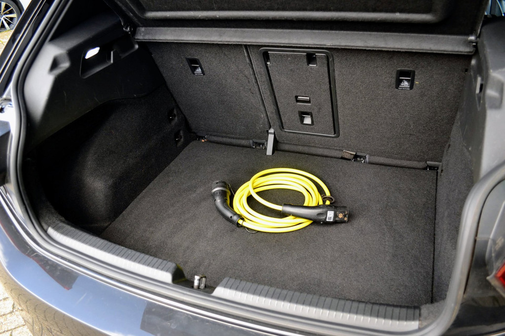 Volkswagen ID.3 (K179HS) met abonnement