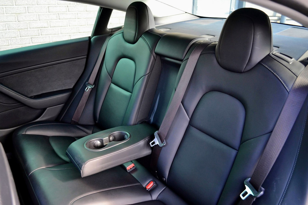 Tesla Model 3 AWD (K267FT) met abonnement