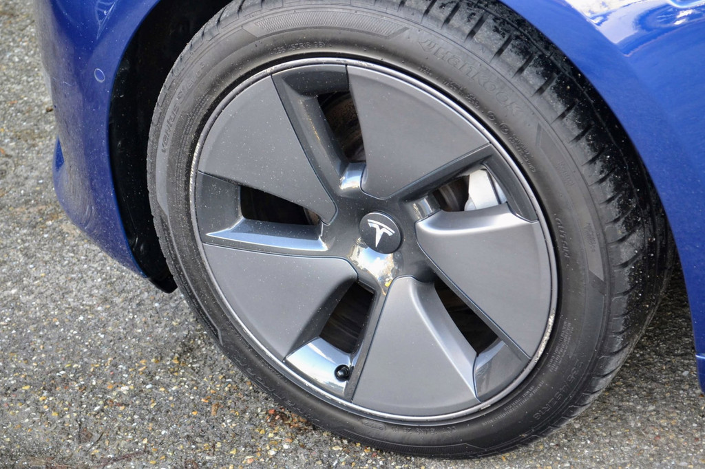 Tesla Model 3 AWD (K267FT) met abonnement