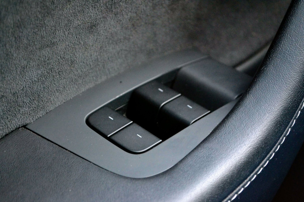 Tesla Model 3 AWD (K267FT) met abonnement