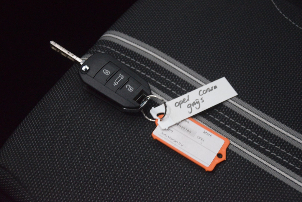 Opel Corsa (KDD66F) met abonnement