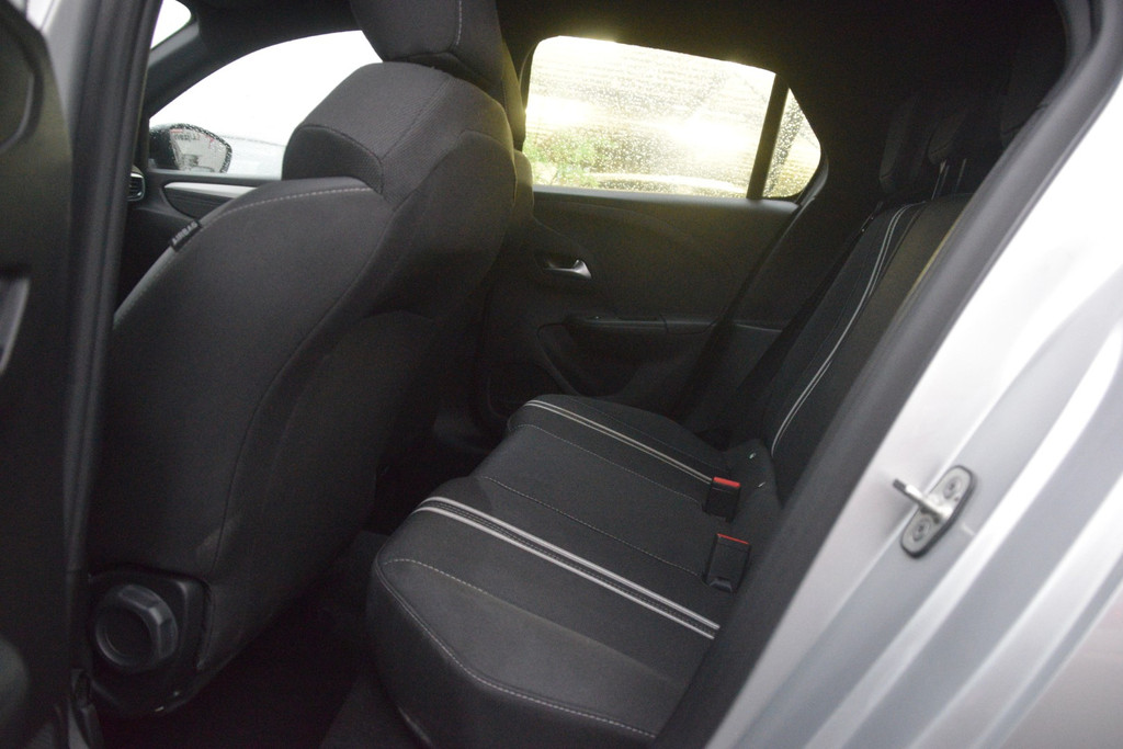 Opel Corsa (KDD66F) met abonnement