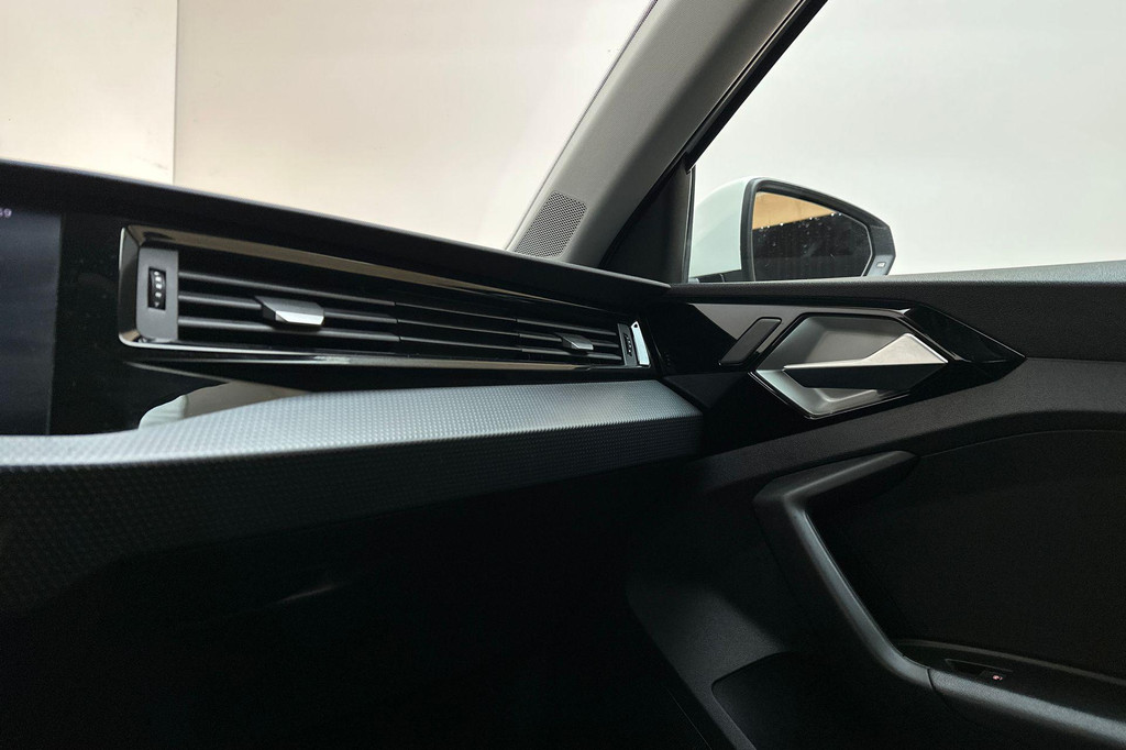 Audi A1 (K083NB) met abonnement