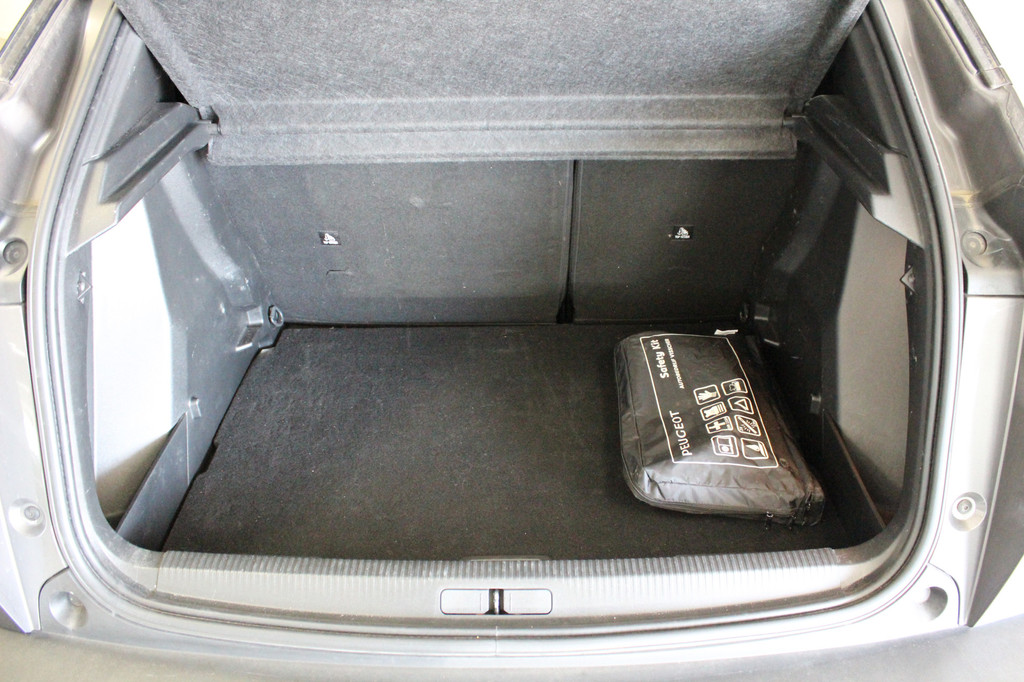 Peugeot 2008 (K417RD) met abonnement