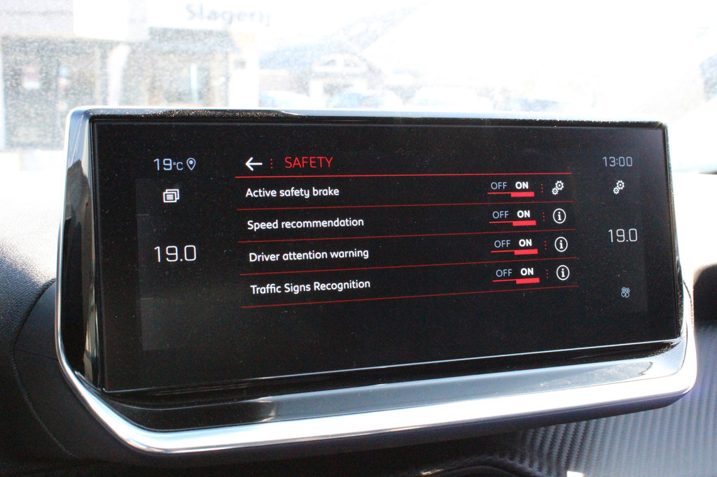 Peugeot 2008 (K417RD) met abonnement