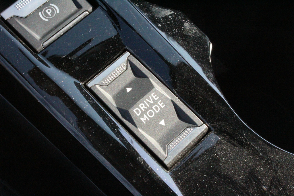 Peugeot 2008 (K417RD) met abonnement