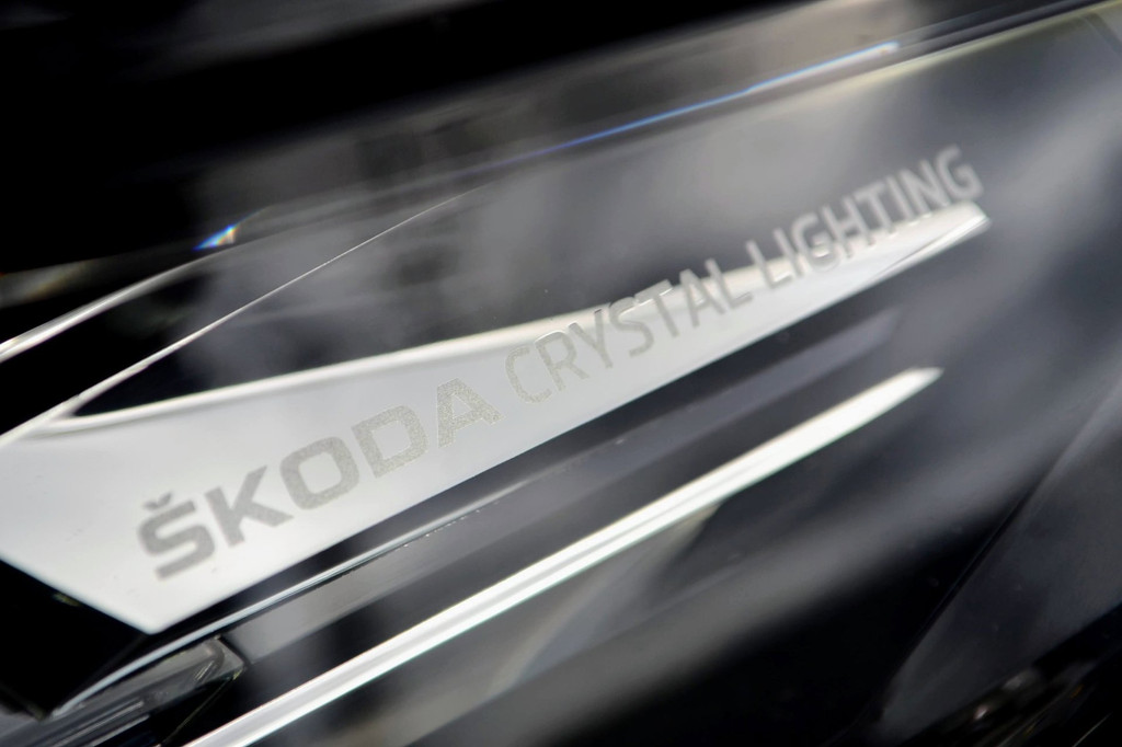 ŠKODA ENYAQ iV (L234NP) met abonnement