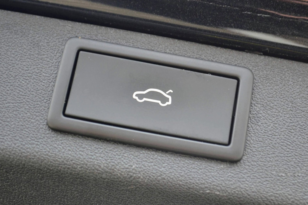 ŠKODA ENYAQ iV (L234NP) met abonnement