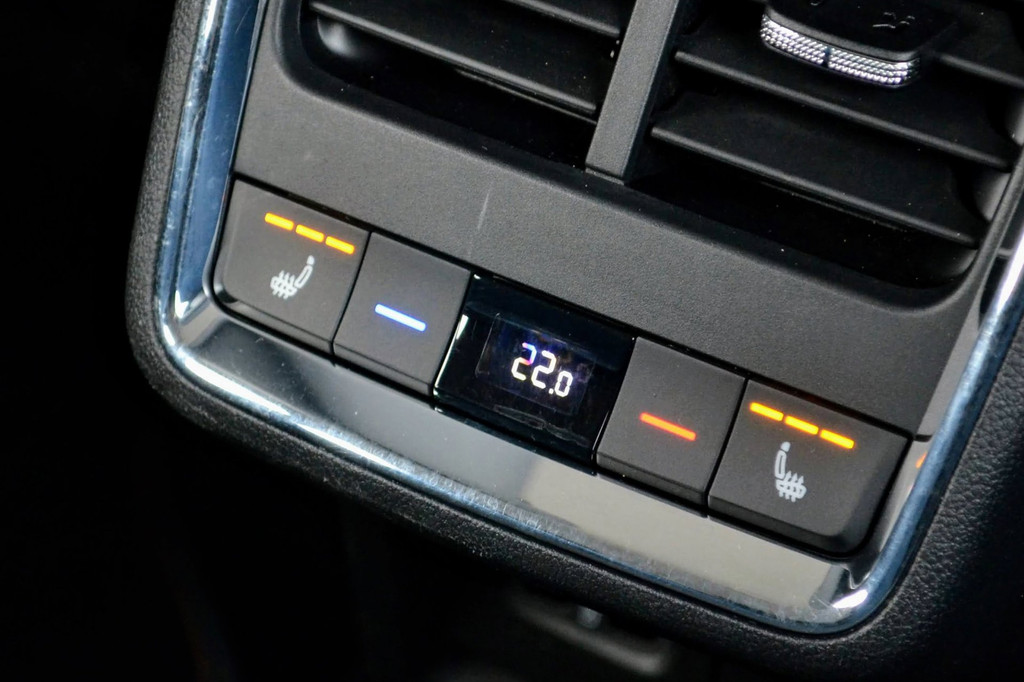 ŠKODA ENYAQ iV (L234NP) met abonnement