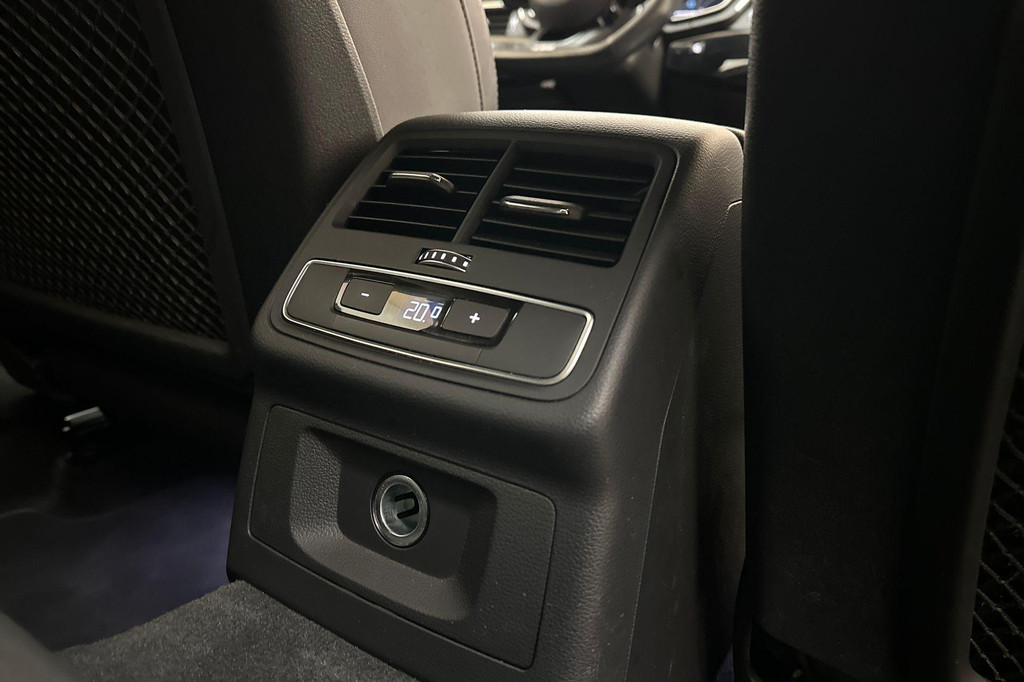 Audi A4 (P094GB) met abonnement