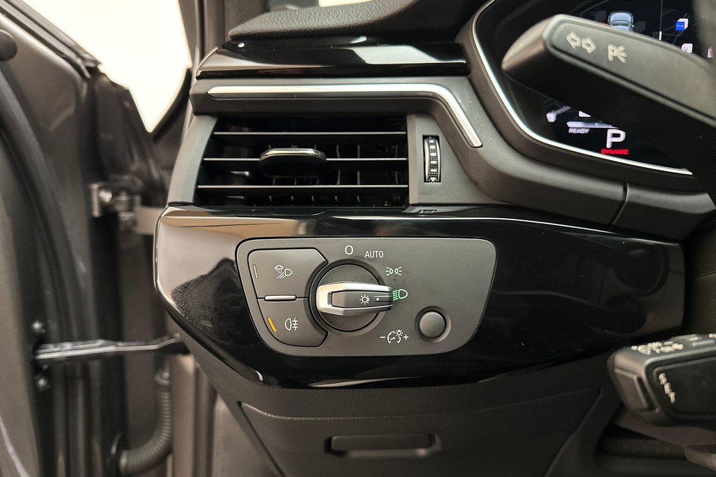 Audi A4 (P094GB) met abonnement