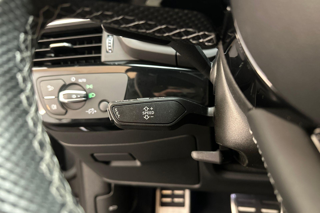 Audi A4 (P094GB) met abonnement