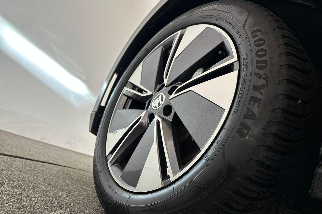 ŠKODA ENYAQ iV (S375JN) met abonnement