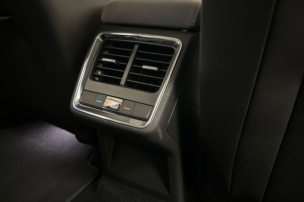 ŠKODA ENYAQ iV (S375JN) met abonnement