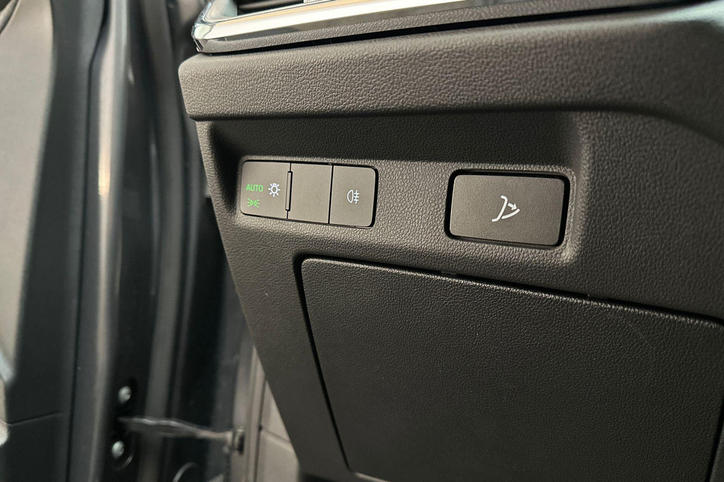 ŠKODA ENYAQ iV (S375JN) met abonnement