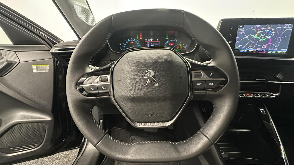 Peugeot e-208 (T829DD) met abonnement