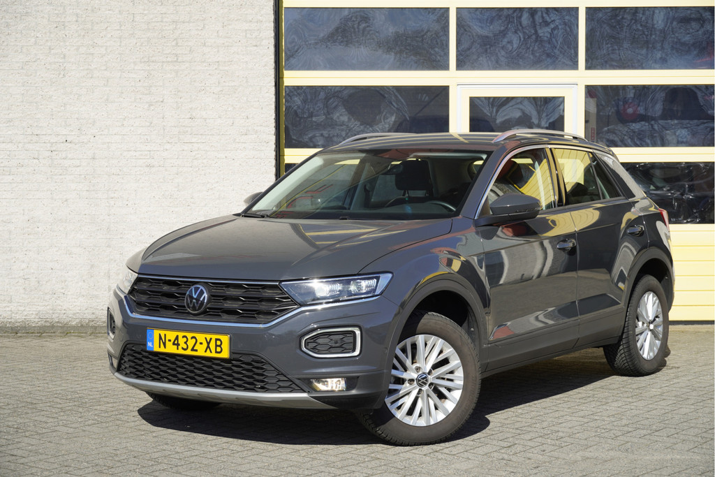 Volkswagen T-Roc (N432XB) met abonnement