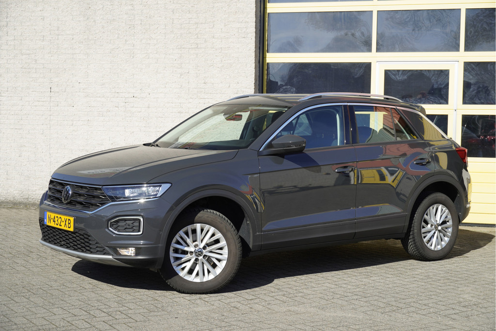 Volkswagen T-Roc (N432XB) met abonnement