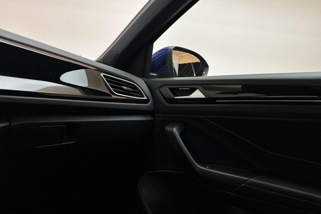 Volkswagen T-Roc (KBN08B) met abonnement