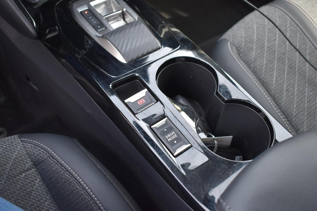 Peugeot e-208 (X078TK) met abonnement