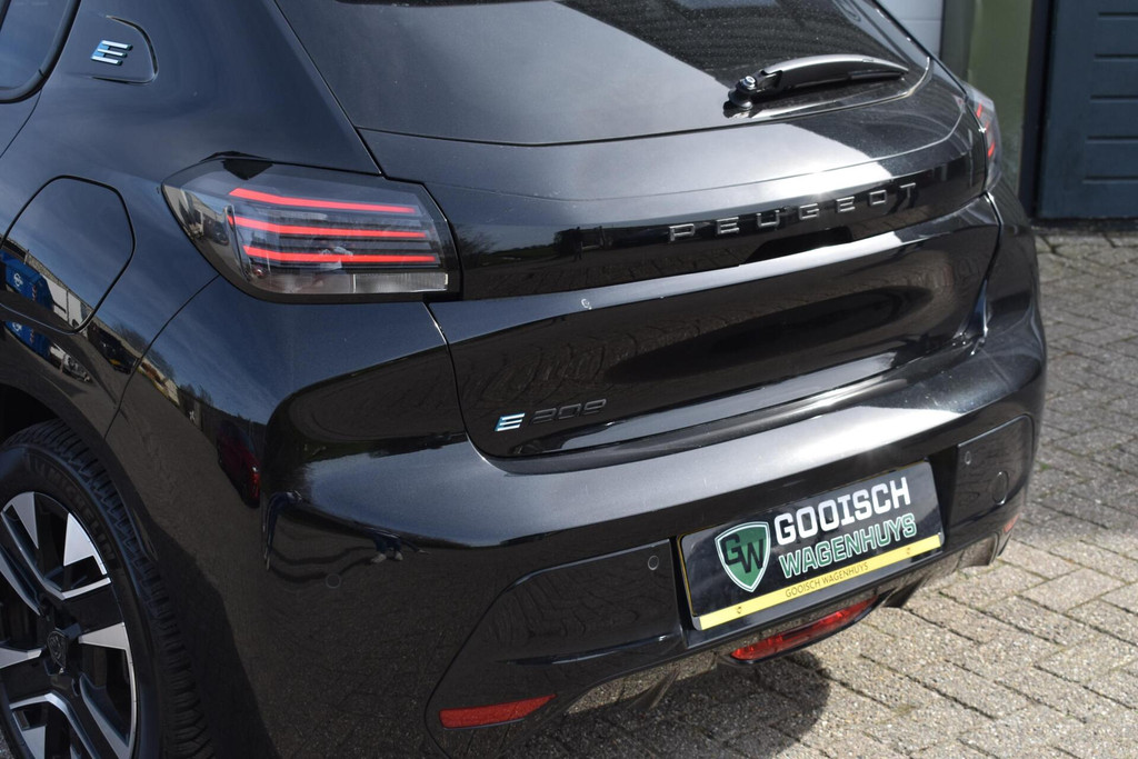 Peugeot e-208 (X078TK) met abonnement