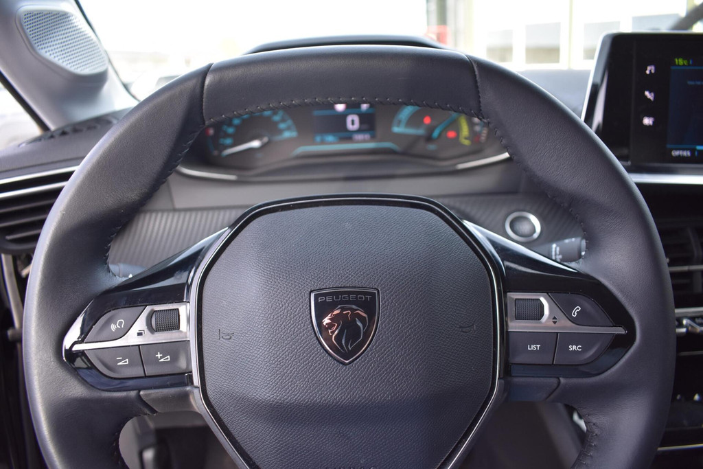 Peugeot e-208 (X078TK) met abonnement