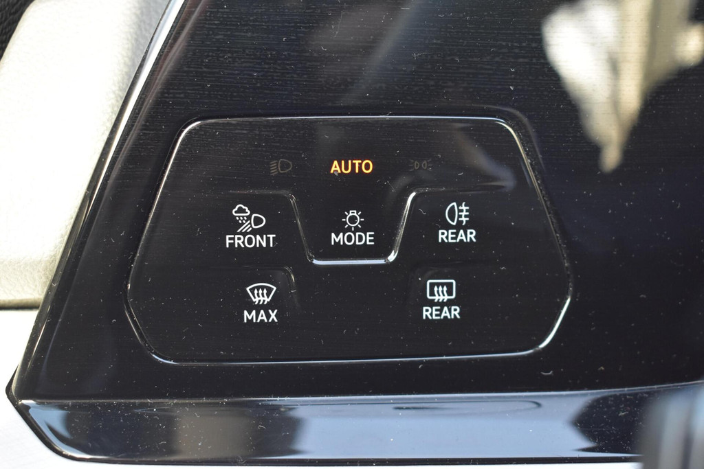 Volkswagen GOLF Variant (N332RZ) met abonnement