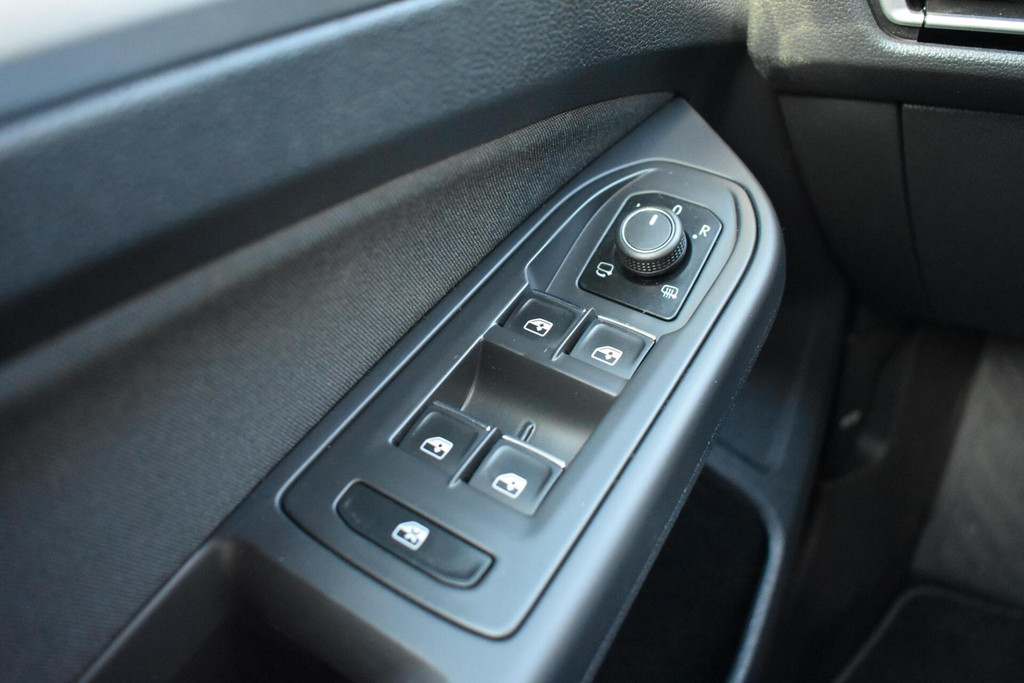 Volkswagen GOLF Variant (N332RZ) met abonnement