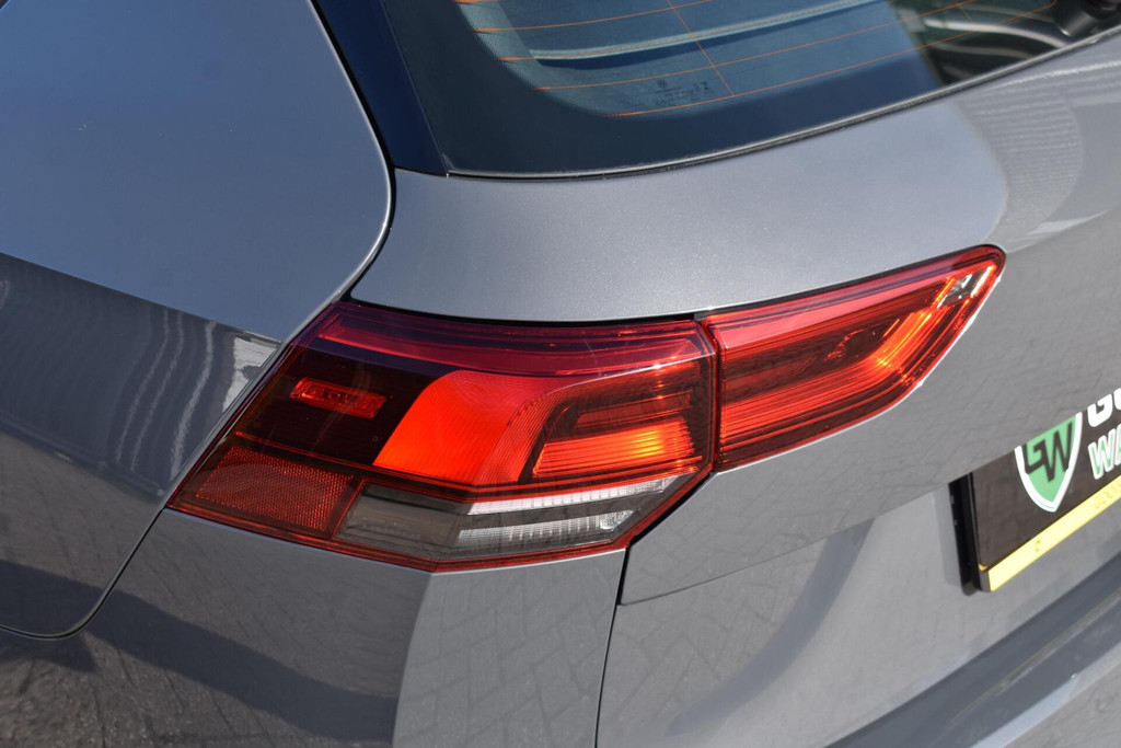 Volkswagen GOLF Variant (N332RZ) met abonnement