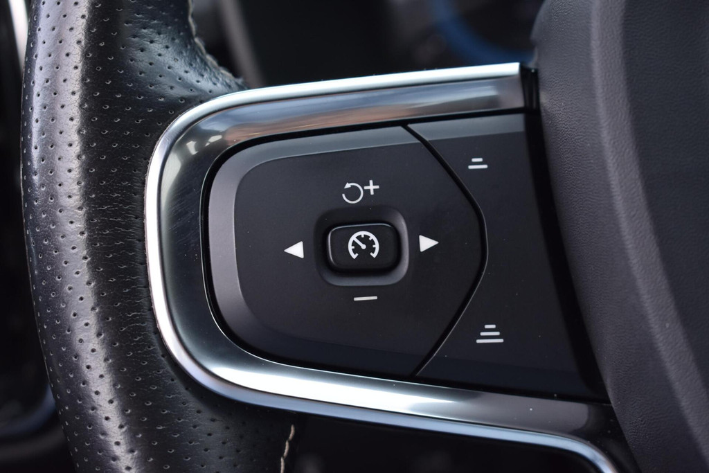 Volvo XC40 (K360FF) met abonnement