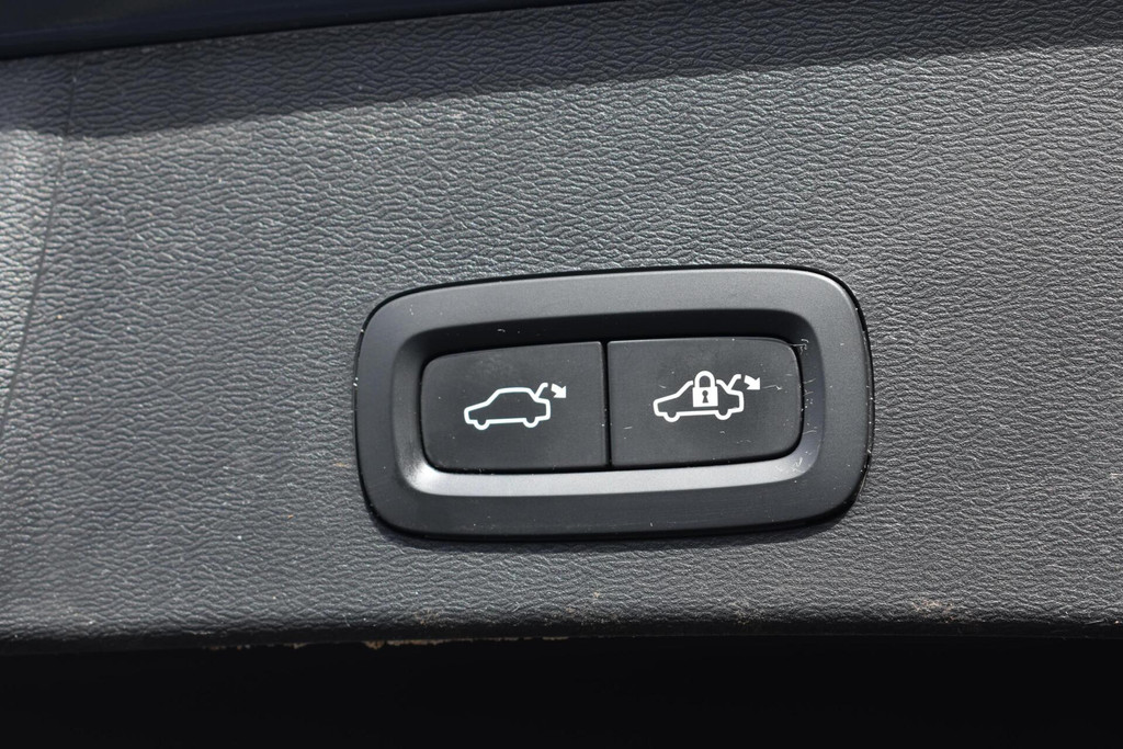 Volvo XC40 (K145GT) met abonnement