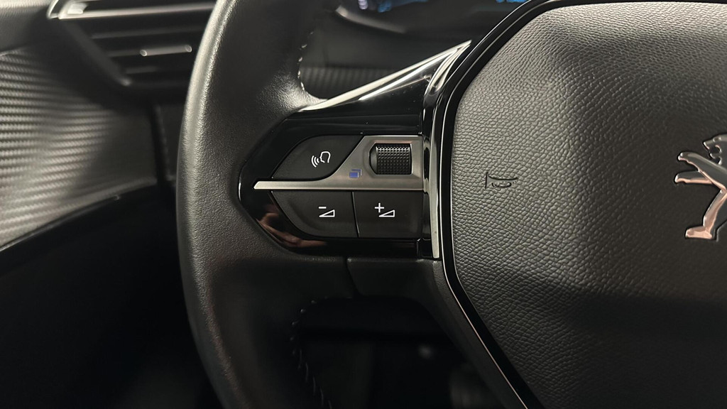 Peugeot e-208 (N277RN) met abonnement