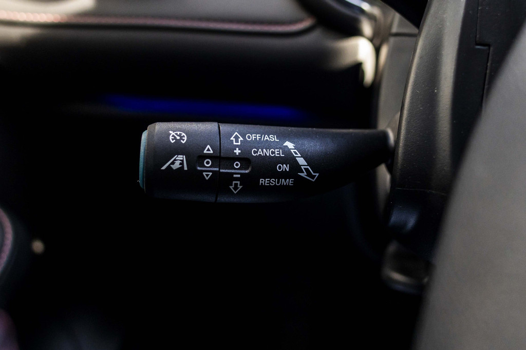 MG EHS (KBB45F) met abonnement