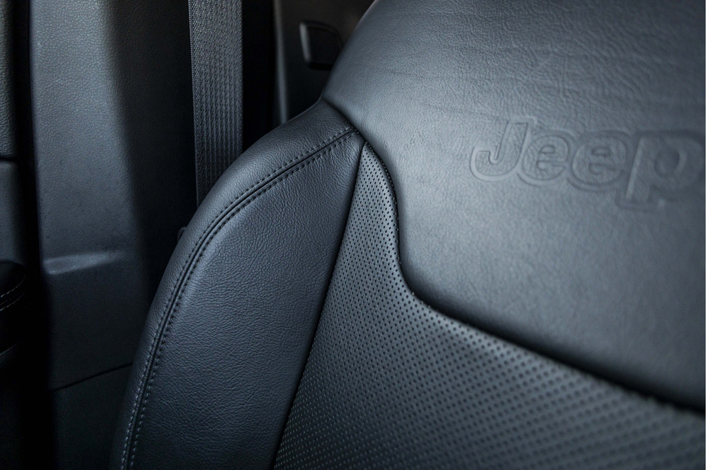 Jeep Compass (JZV40B) met abonnement