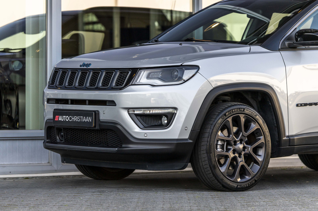 Jeep Compass (JZV40B) met abonnement