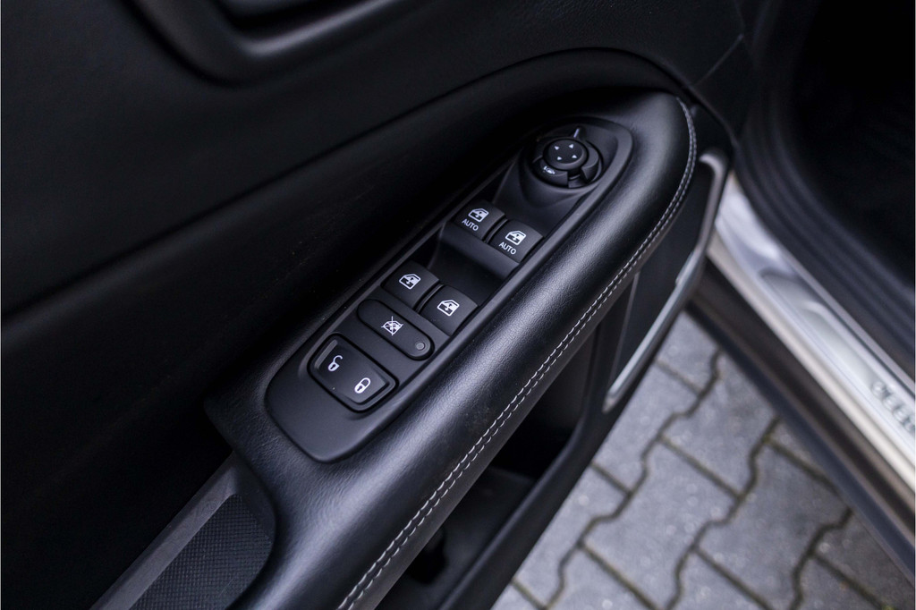 Jeep Compass (JZV40B) met abonnement