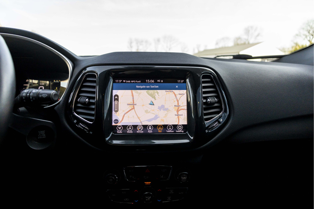 Jeep Compass (JZV40B) met abonnement