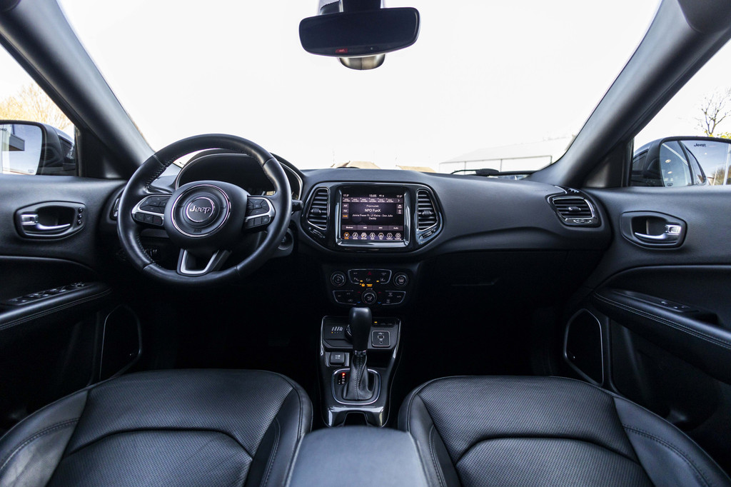 Jeep Compass (JZV40B) met abonnement
