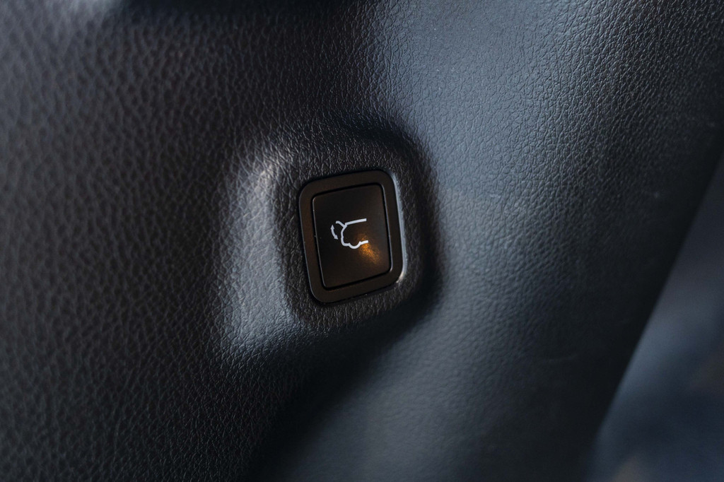 Jeep Compass (JZV40B) met abonnement