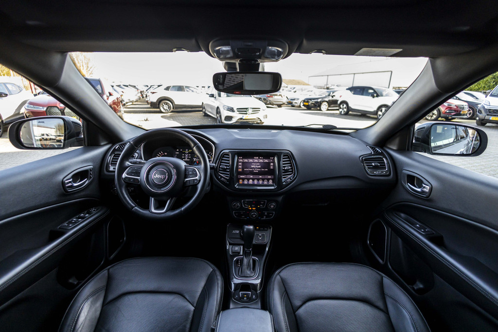 Jeep Compass (JZV40B) met abonnement