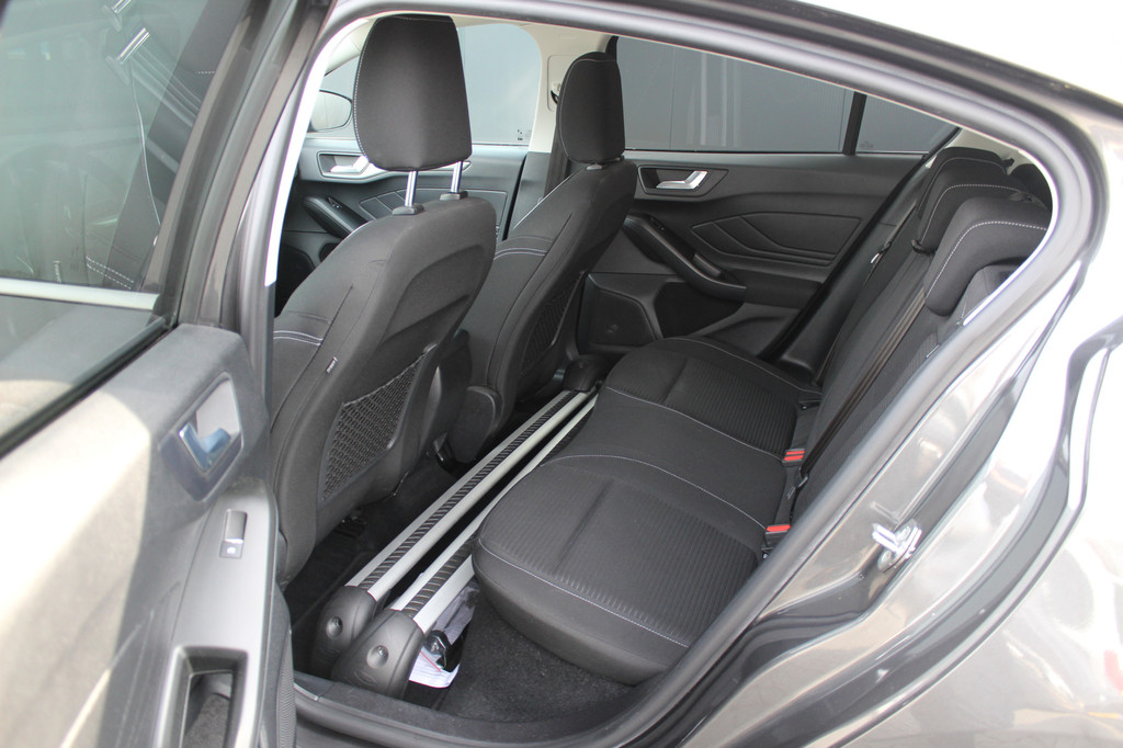 Ford Focus (S365FL) met abonnement