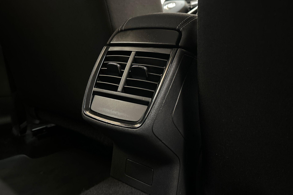 ŠKODA Kamiq (P899FB) met abonnement