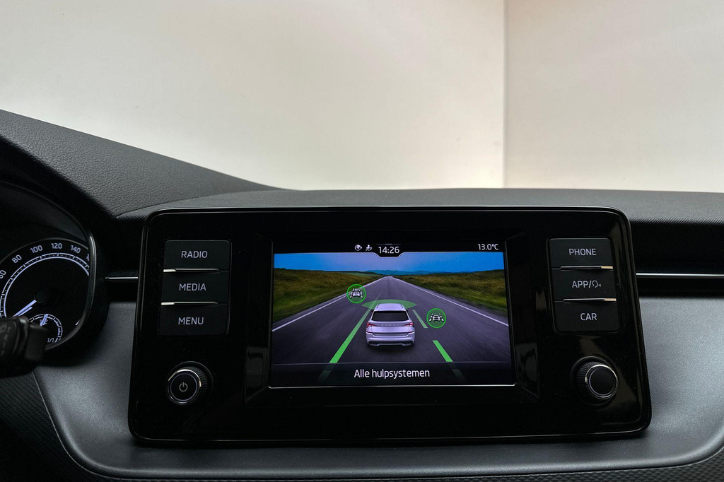 ŠKODA Kamiq (P899FB) met abonnement