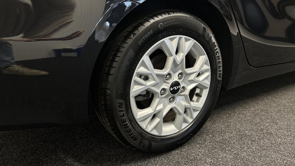 Kia Ceed Sportswagon (GBK75J) met abonnement