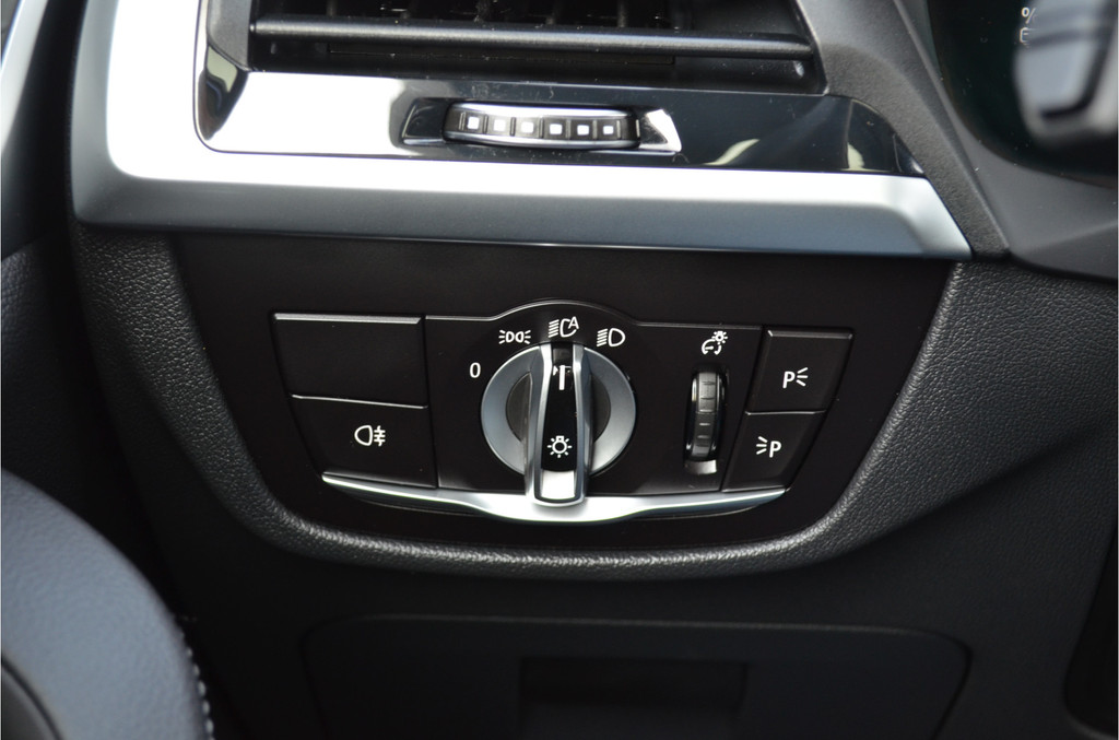 BMW iX3 (L719XT) met abonnement