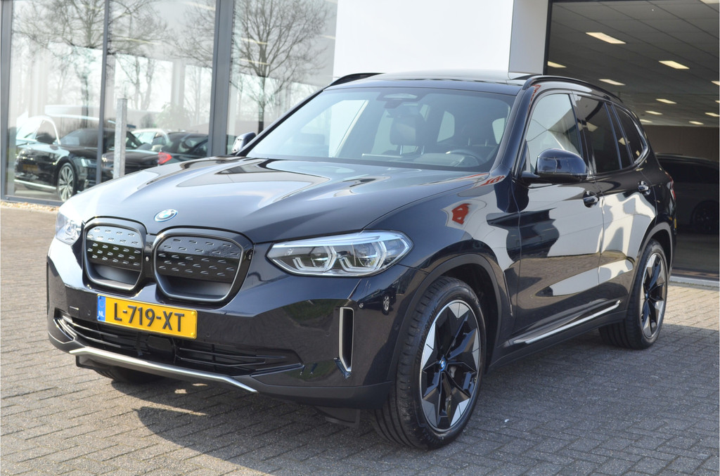 BMW iX3 (L719XT) met abonnement