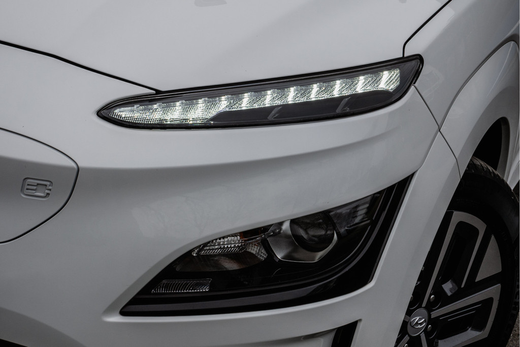 Hyundai Kona (R811RR) met abonnement