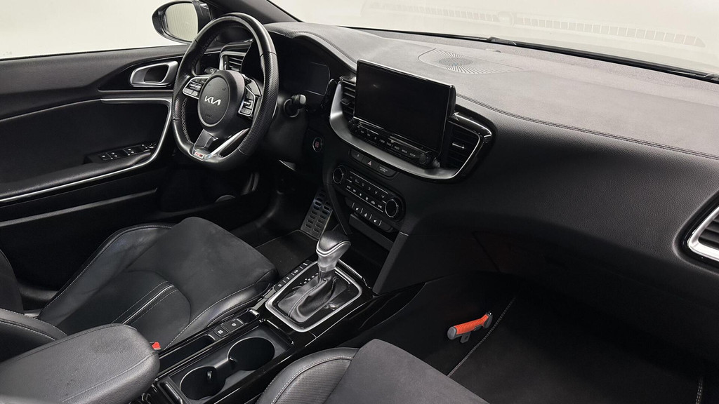 Kia Ceed Sportswagon (T838ZD) met abonnement